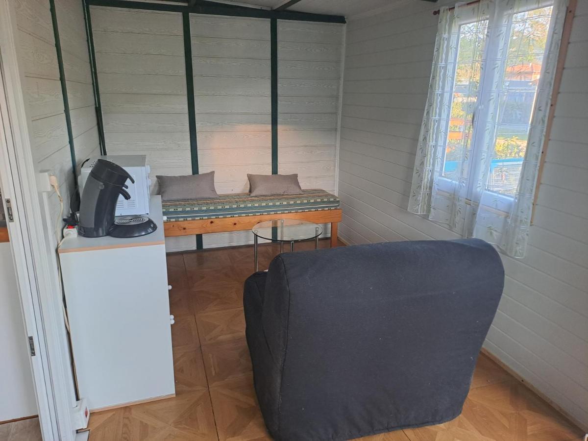 Chalet Pour 5 Personnes Equipe Sur Emplacement Privatif Dans Camping 4 Etoiles Appartenant Et Gere Par Un Particulier Hotel ฟัว ภายนอก รูปภาพ